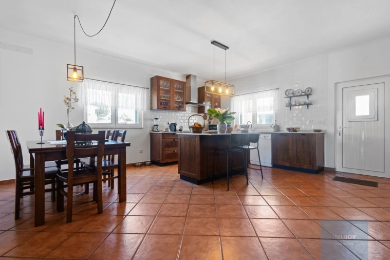 Moradia T4 para Venda em Alter do Chão Foto 6