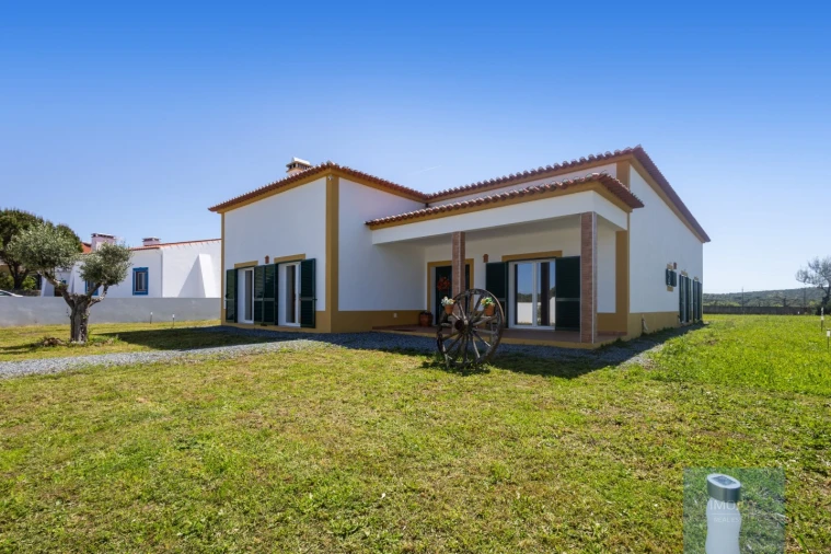 Moradia T4 para Venda em Alter do Chão