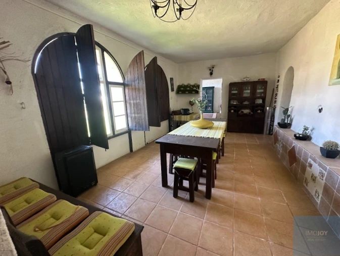 Moradia T6 para Venda em Juncal Foto 8