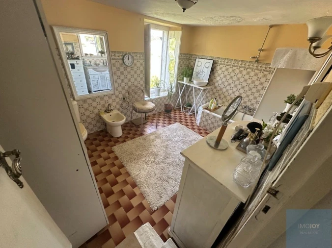 Moradia T6 para Venda em Juncal Foto 18