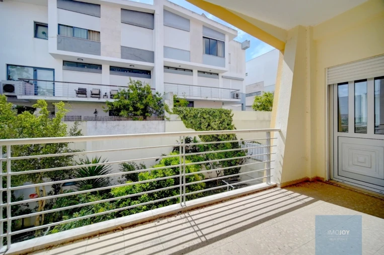 Moradia T5 para Venda em Corroios Foto 11