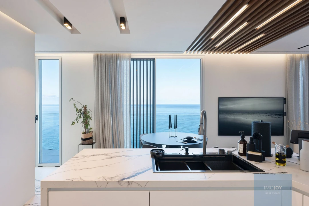 Moradia T3 para Venda em Arco da Calheta Foto 24