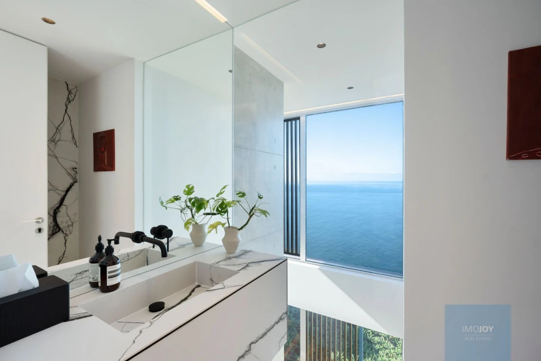 Moradia T3 para Venda em Arco da Calheta Foto 52