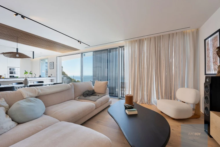 Moradia T3 para Venda em Arco da Calheta Foto 11