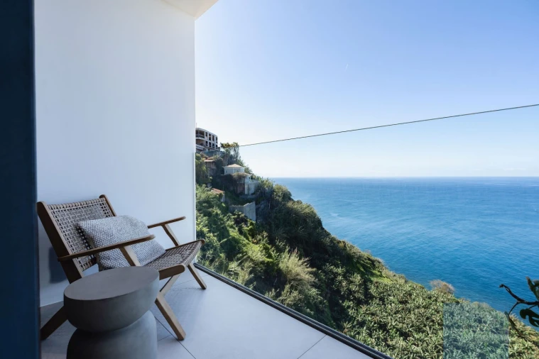 Moradia T3 para Venda em Arco da Calheta Foto 35