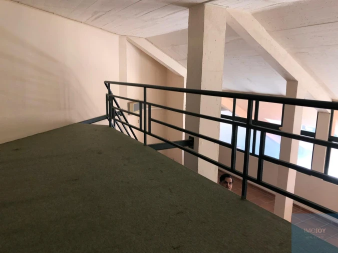 Loja para Venda em Quarteira Foto 7