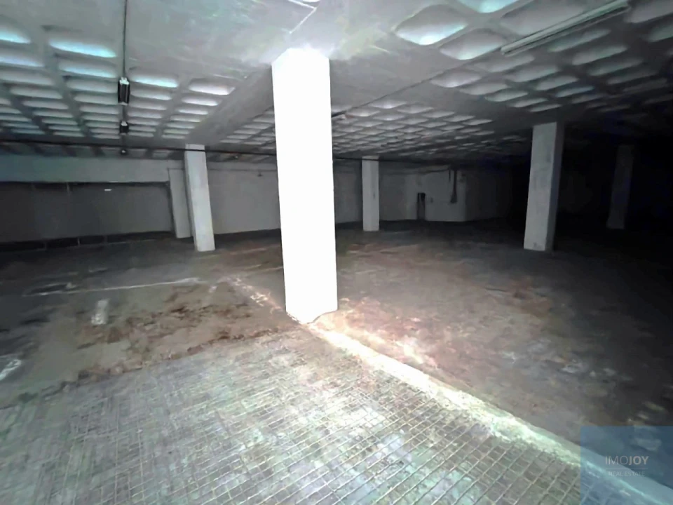 Armazém para Venda em Sacavém e Prior Velho Foto 4