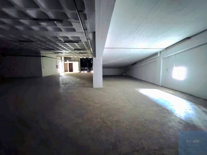 Armazém para Venda em Sacavém e Prior Velho Foto 6