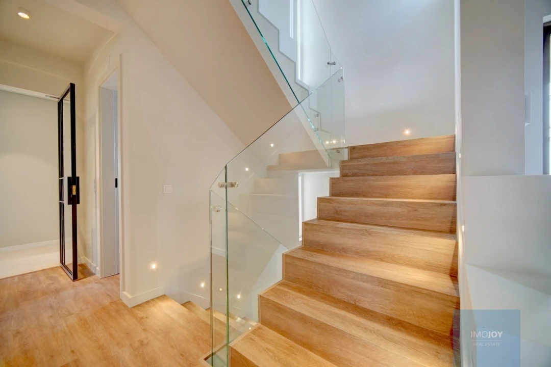 Moradia T5 para Venda em Cascais e Estoril Foto 32