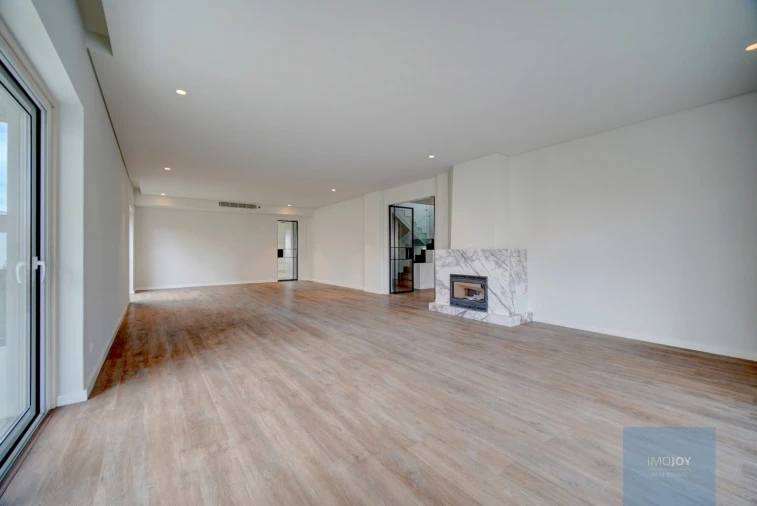 Moradia T5 para Venda em Cascais e Estoril Foto 3