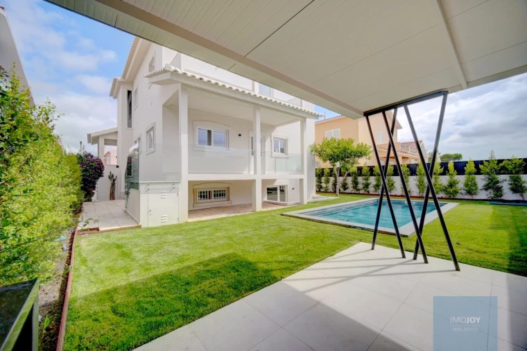 Moradia T5 para Venda em Cascais e Estoril Foto 56