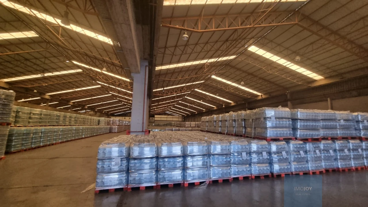 Armazém para Arrendamento em Sado Foto 7