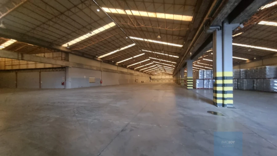 Armazém para Arrendamento em Sado Foto 8