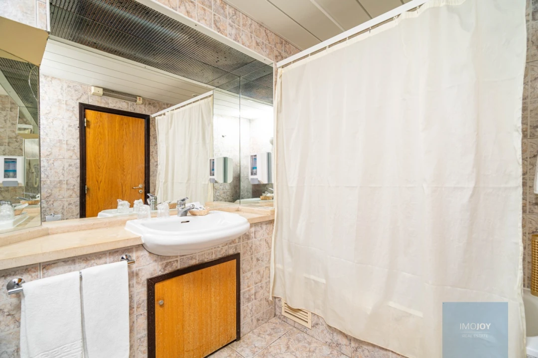 Apartamento T2 para Venda em Albufeira e Olhos de Água Foto 11