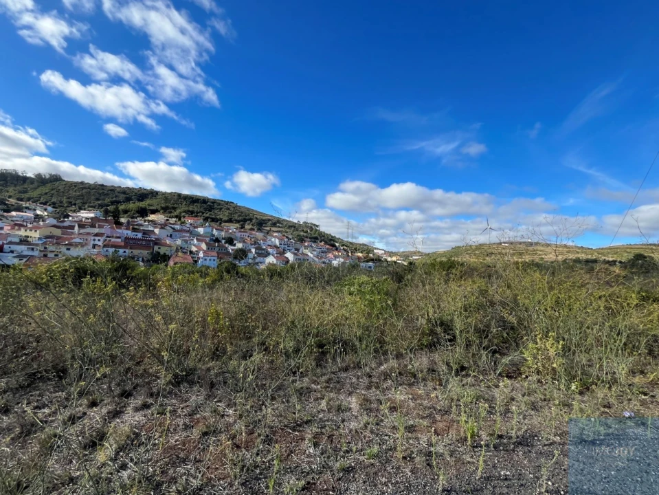Terreno para Venda em Fanhões Foto 5