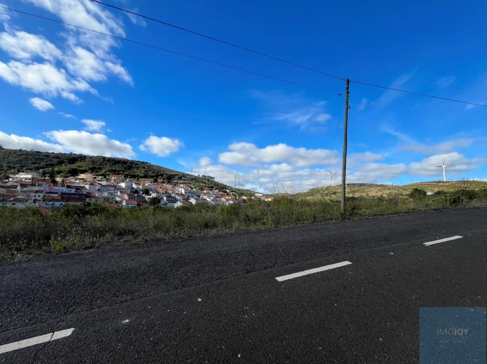 Terreno para Venda em Fanhões Foto 13