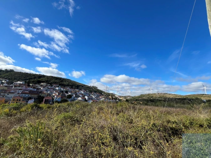 Terreno para Venda em Fanhões Foto 2