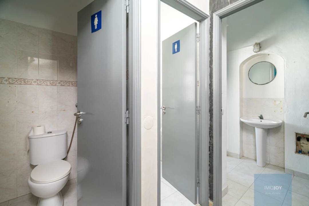 Loja para Venda em Portimão Foto 13