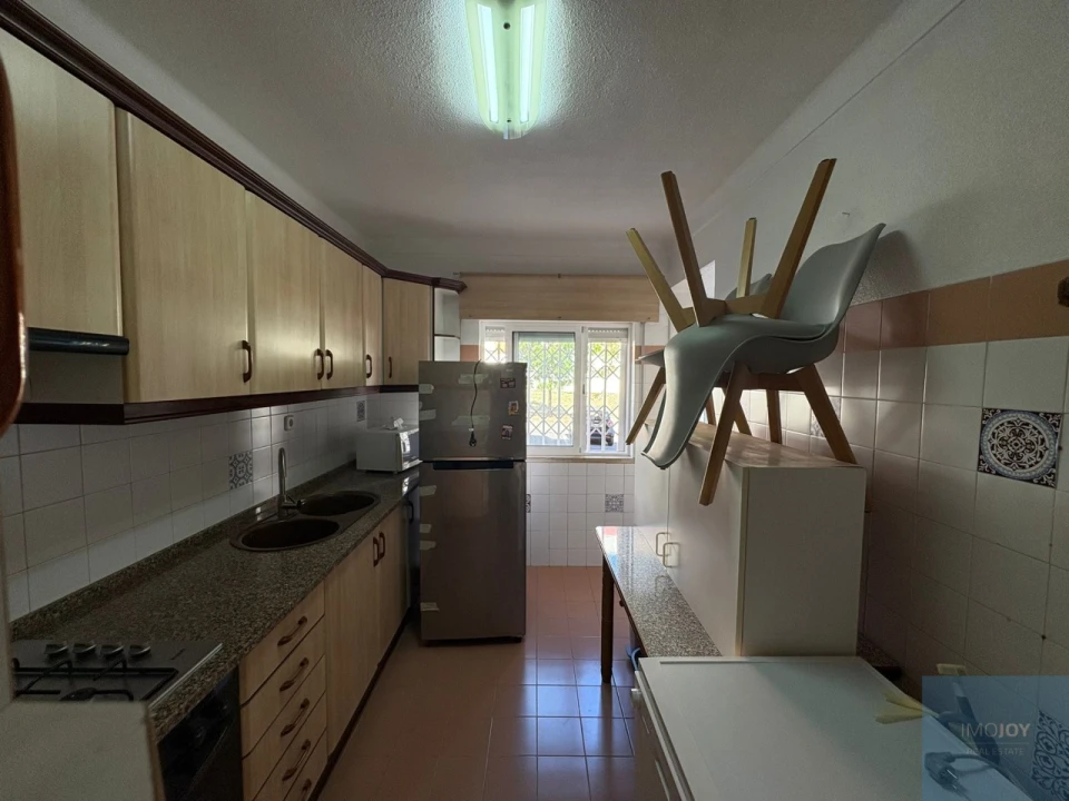 Apartamento T2 para Venda em Falagueira-Venda Nova Foto 13