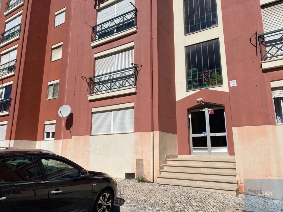 Apartamento T2 para Venda em Falagueira-Venda Nova Foto 24