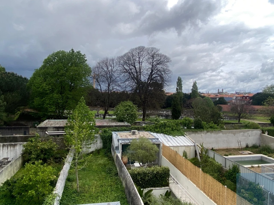 Prédio para Arrendamento em Cedofeita, Santo Ildefonso, Sé, Miragaia, São Nicolau e Vitória Foto 4