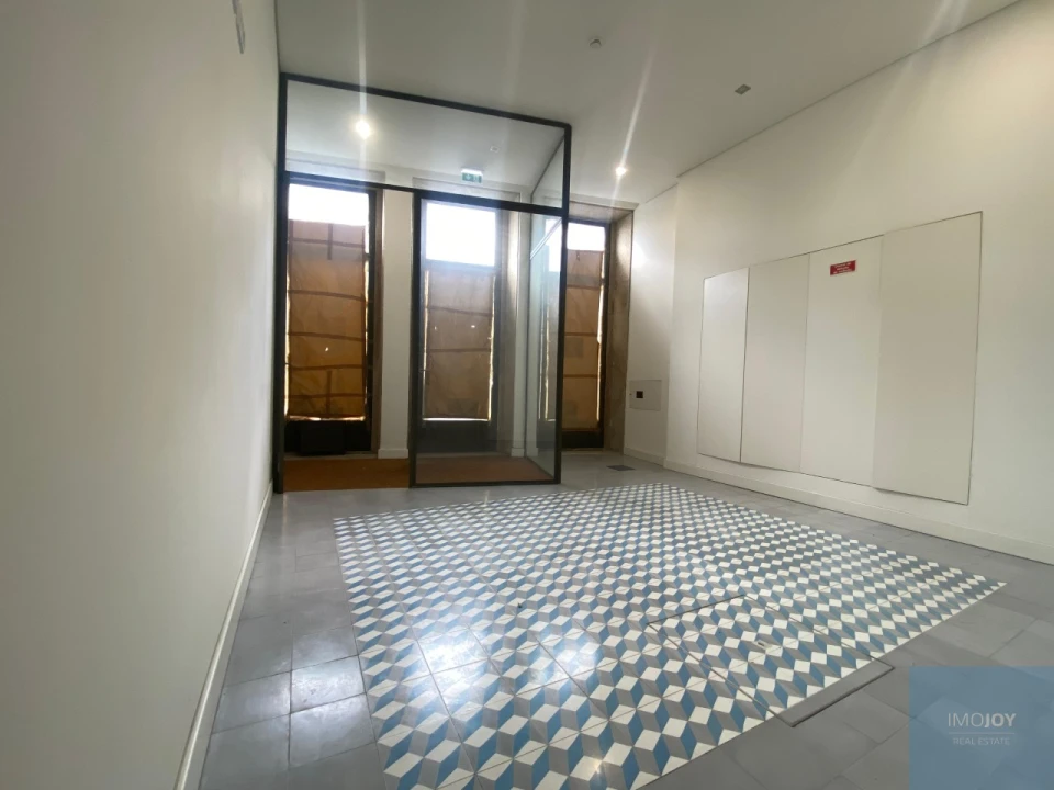 Prédio para Arrendamento em Cedofeita, Santo Ildefonso, Sé, Miragaia, São Nicolau e Vitória Foto 5