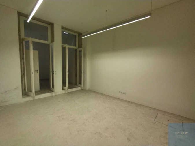 Prédio para Arrendamento em Cedofeita, Santo Ildefonso, Sé, Miragaia, São Nicolau e Vitória Foto 9