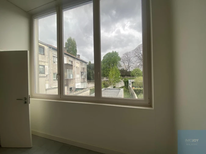 Prédio para Arrendamento em Cedofeita, Santo Ildefonso, Sé, Miragaia, São Nicolau e Vitória Foto 31