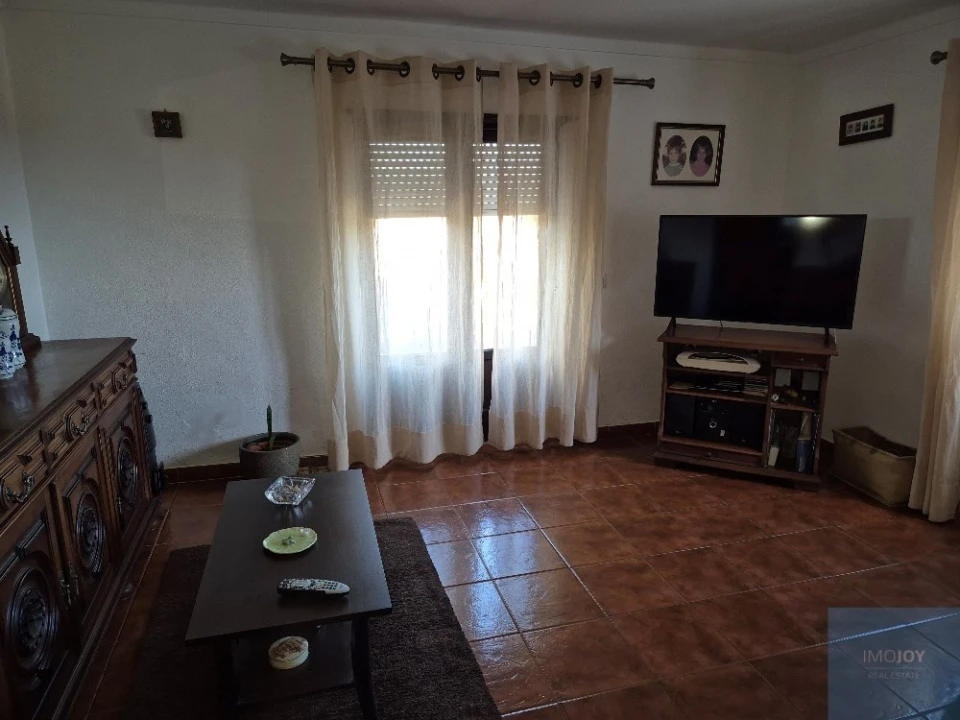 Moradia T2 para Venda em Alcabideche Foto 8