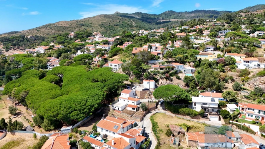 Moradia T2 para Venda em Alcabideche Foto 4