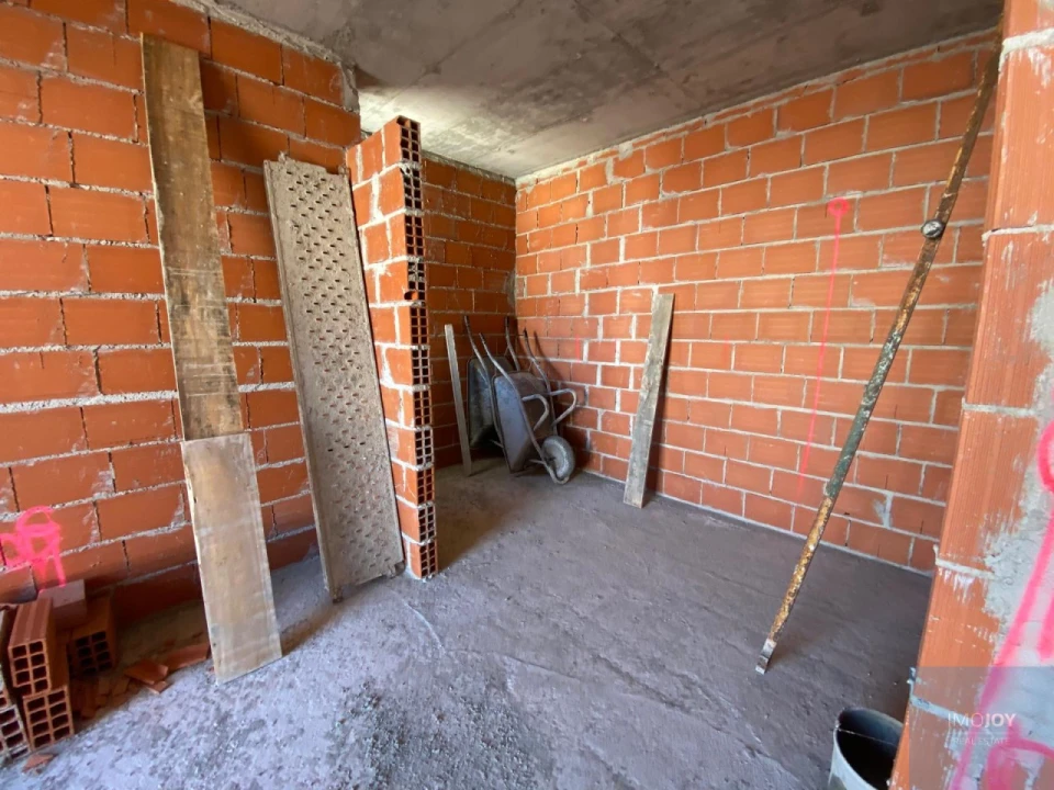 Moradia T4 para Venda em Atouguia da Baleia Foto 27