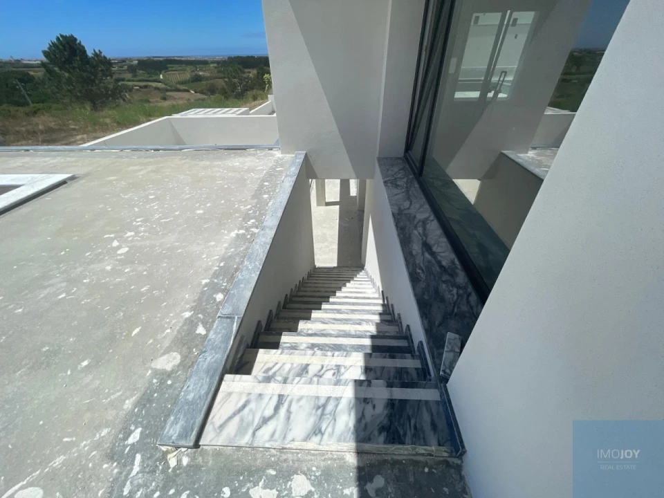 Moradia T4 para Venda em Atouguia da Baleia Foto 26