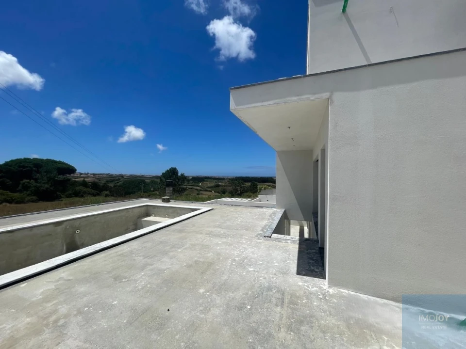 Moradia T4 para Venda em Atouguia da Baleia Foto 46