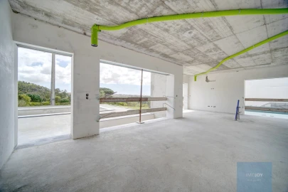 Moradia T4 para Venda em Atouguia da Baleia