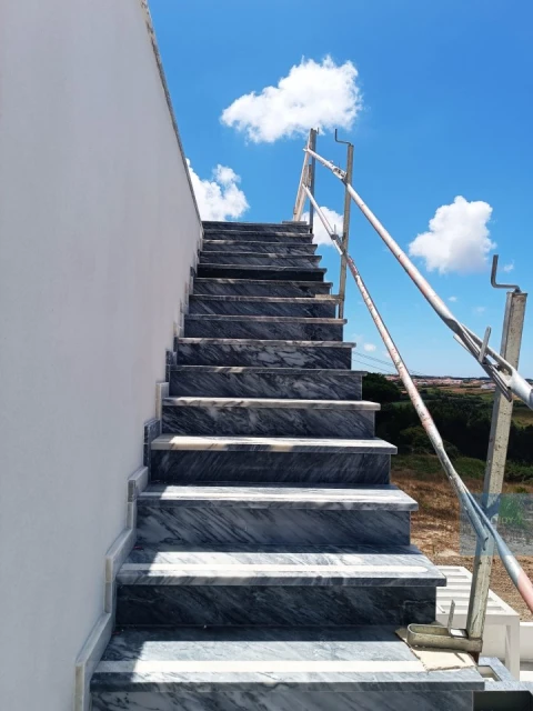 Moradia T4 para Venda em Atouguia da Baleia