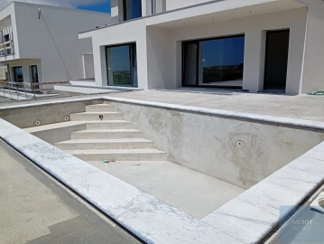 Moradia T4 para Venda em Atouguia da Baleia