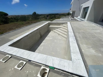 Moradia T4 para Venda em Atouguia da Baleia