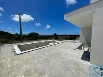 Moradia T4 para Venda em Atouguia da Baleia