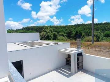 Moradia T4 para Venda em Atouguia da Baleia