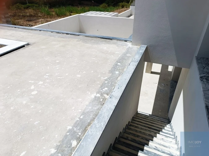 Moradia T4 para Venda em Atouguia da Baleia Foto 24