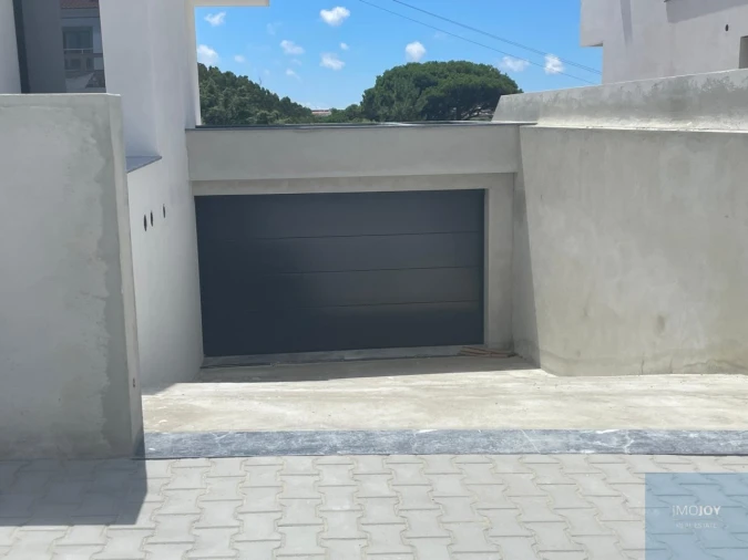 Moradia T4 para Venda em Atouguia da Baleia Foto 56
