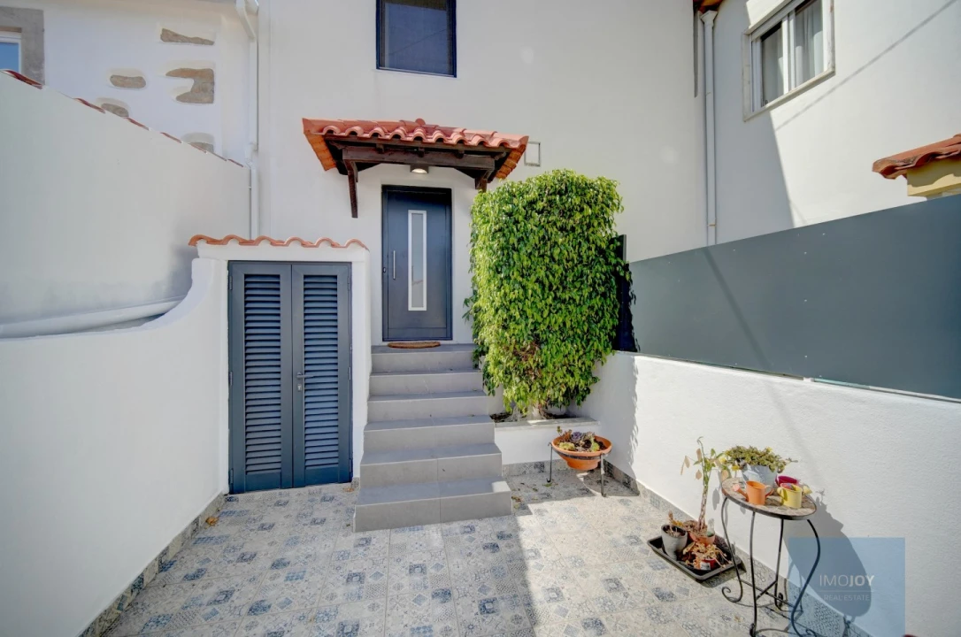 Moradia T3 para Venda em Santa Maria e São Miguel, São Martinho, São Pedro Penaferrim Foto 31