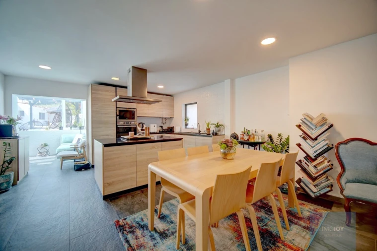 Moradia T3 para Venda em Santa Maria e São Miguel, São Martinho, São Pedro Penaferrim Foto 4