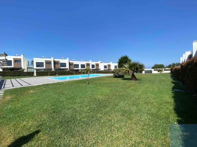 Moradia T3 para Venda em A dos Cunhados e Maceira Foto 51