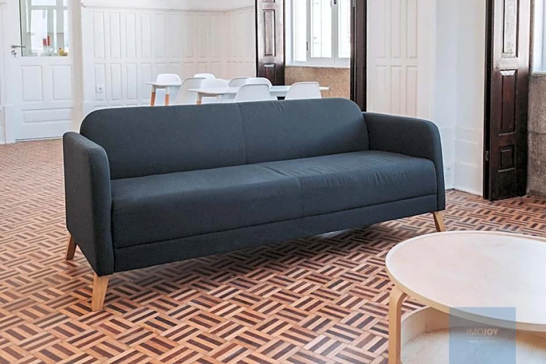 Moradia T15 para Venda em Campanhã Foto 2