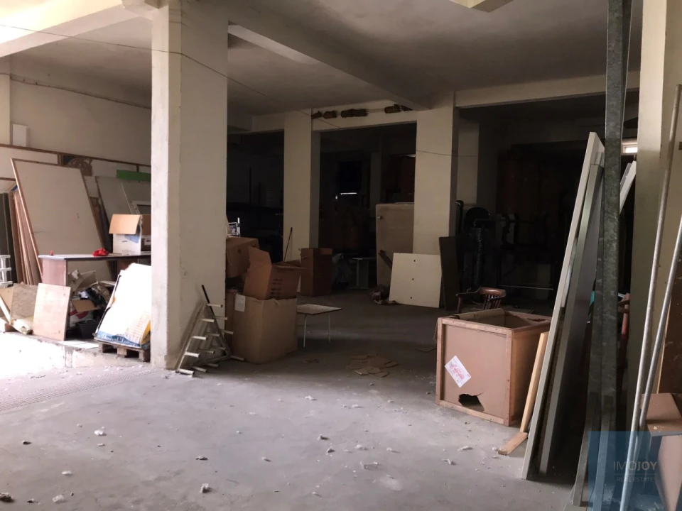 Armazém para Venda em Algés, Linda-A-Velha e Cruz Quebrada-Dafundo Foto 2