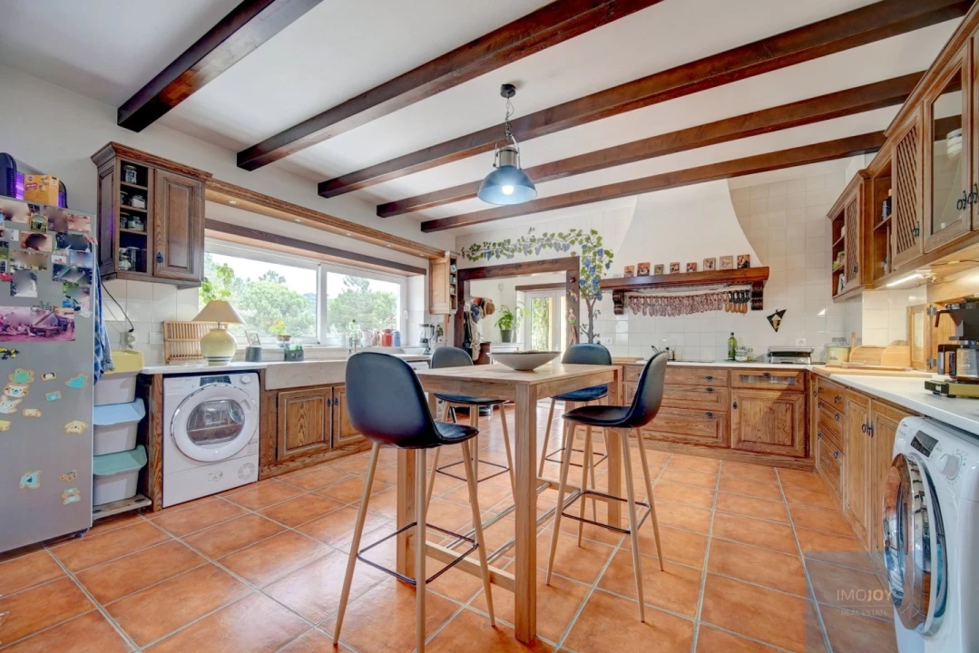 Quinta T3 para Venda em Alcoentre Foto 10