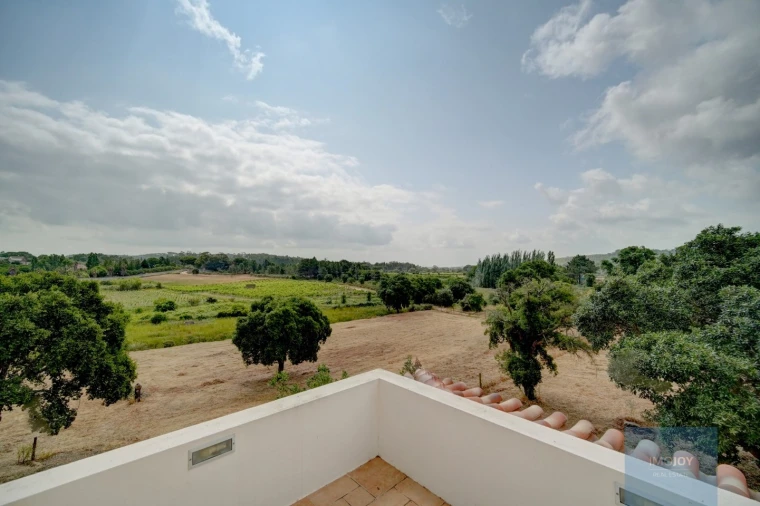 Quinta T3 para Venda em Alcoentre Foto 35