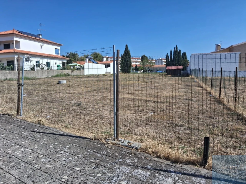 Terreno para Venda em Montalvo Foto 7