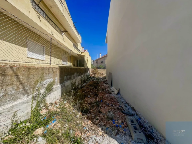 Moradia T4 para Venda em São Domingos de Rana Foto 15